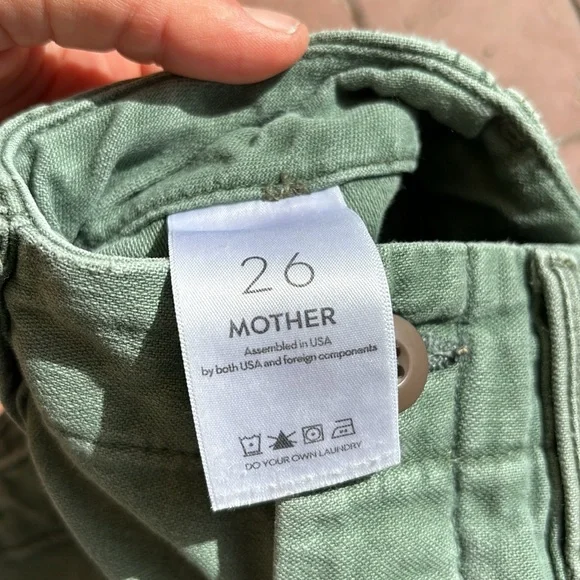 PATCH POCKET PRIVATE ANKLE FRAY-army 
MOTHER DENIM - Picture 9 of 11